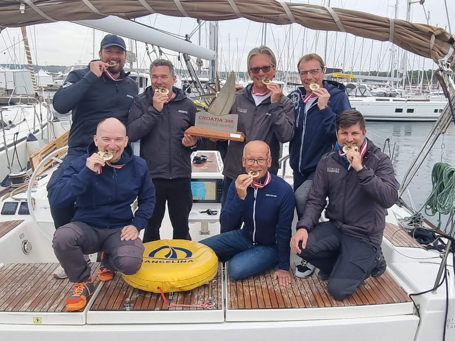 Team Bella Vita Team Bella Vita